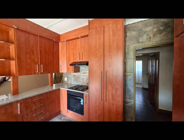 4 BEDROOM HOUSE SOLD IN THREE RIVERS